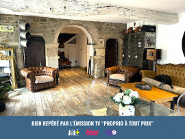 
                                                                                        Vente
                                                                                         Domaine "GÎTES DE FRANCE" 490 m² entre Rennes et Saint-Malo