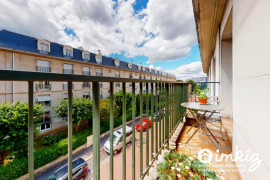 
                                                                                        Vente
                                                                                         Duplex 137 m2 carrez (168m² sol) 5ch, Pl Alex. 1er