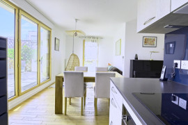 
                                                                                        Vente
                                                                                         Duplex 4 pièces - Terrasses - Parking