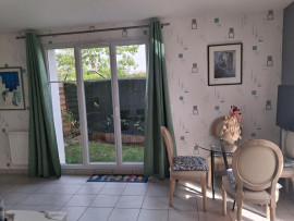 
                                                                                        Location
                                                                                         Duplex avec jardin 😊.