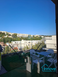 
                                                                                        Vente
                                                                                         Duplex avec Rooftop et vue d'exception