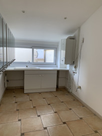 
                                                                                        Location
                                                                                         Duplex avec terrasse proche métro 8 et RER D