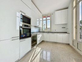 Vente
Duplex d’Exception à Cimiez avec Vue Mer Panoramique
