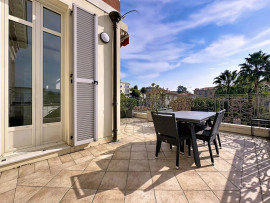 Vente
Duplex d’Exception à Cimiez avec Vue Mer Panoramique