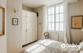 
                                                                                        Vente
                                                                                         Duplex dernier étage centre historique