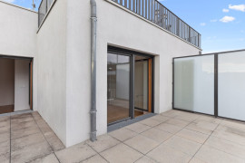 
                                                                                        Vente
                                                                                         Duplex familial au dernier étage avec terrasse