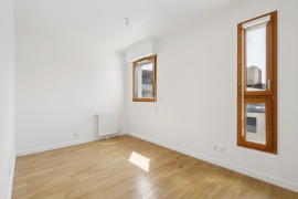 Vente
Duplex familial au dernier étage avec terrasses !
