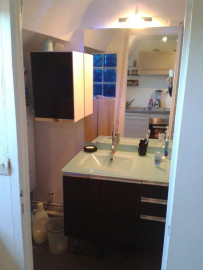 
                                                                                        Location
                                                                                         Duplex hyper centre