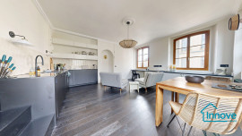 
                                                                                        Location
                                                                                         Duplex meublé