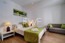 
                                                                                        Vente
                                                                                         Duplex Penthouse Puerto Banus avec Vue Mer