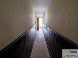 Vente
Echoppe avec jardin à rénover