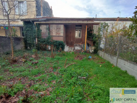 Vente
Echoppe avec jardin à rénover