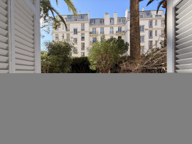 
                                                                                        Vente
                                                                                         Élégant 2 pièces avec jardin privatif au cœur de Cimiez