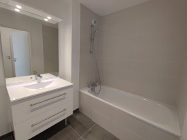 
                                                                                        Location
                                                                                         Emplacement n°1 pour ce bel appartement avec jardin privatif
