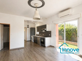 
                                                                                        Vente
                                                                                         Ensemble de 3 appartements vendus loués