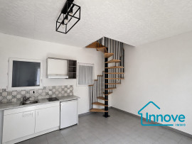 
                                                                                        Vente
                                                                                         Ensemble de 3 appartements vendus loués