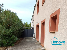 
                                                                                        Vente
                                                                                         Ensemble de 3 appartements vendus loués