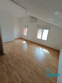
                                                                                        Vente
                                                                                         Ensemble de 3 appartements vendus loués