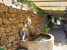 Vente
Entrecasteaux - Maison de caractère - Gîtes - Terrain 7733 m2