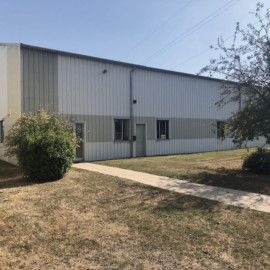 
                                                                                        Vente
                                                                                         Entrepôt d'une surface de 700 m² à vendre au sud de la Bourgogne