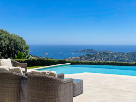 
                                                                                        Vente
                                                                                         Exceptionnel à Villefranche-sur-Mer/co-exclusivité