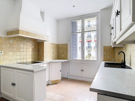 Location
                                                                                Exceptionnel appartement bourgeois sur Cimiez