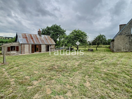 
                                                                                        Vente
                                                                                         EXCLU - Maison d'habitation avec dépendances 