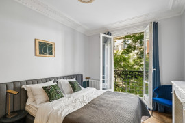 
                                                                                        Vente
                                                                                         EXCLUSIVITE - 3 pièces Rénové-Lamarck Caulaincourt