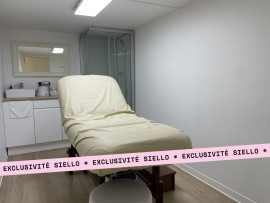 
                                                                                        Vente
                                                                                         EXCLUSIVITE - CAGNES SUR MER - MURS LIBRES MAGASIN DUPLEX 100m2 env - GRANDES VITRINES