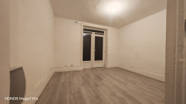 
                                                                                        Vente
                                                                                         Exclusivité Eco Transac Appartement T2 Sathonay-Camp