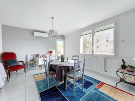 
                                                                                        Vente
                                                                                         EXLUSIVITÉ - AVIGNON - EXTRA-MUROS - 3 PIÈCES - BALCON