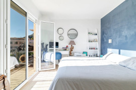 
                                                                                        Vente
                                                                                         EZE BORD DE MER APPARTEMENT 4P VUE MER