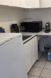 
                                                                                        Location
                                                                                         F1 avec balcon, équipement complet