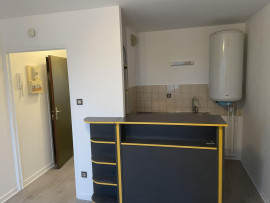 
                                                                                        Location
                                                                                         F1 bis avec garage fermé Nancy centre