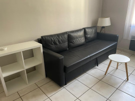 
                                                                                        Location
                                                                                         F1 meublé proche gare St roch ,lave linge