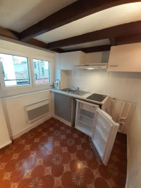 
                                                                                        Location
                                                                                         F1+Mezz, 38m², M° Saxe-Gambetta, prox écoles & fac