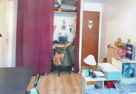 
                                                                                        Location
                                                                                         F1 plus - Résidence très calme avec piscine