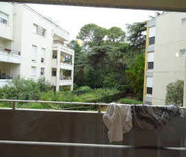 
                                                                                        Location
                                                                                         F2  1ᵉʳ étage 45m² avec balcon 6m²