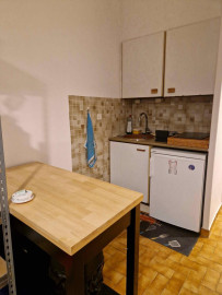 
                                                                                        Location
                                                                                         F2 30m2 Charpennes limite Lyon 6è, métro A et B
