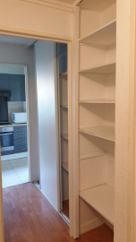 
                                                                                        Location
                                                                                         F2 43m² meublé - parking privé - 1mn métro