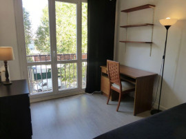 
                                                                                        Location
                                                                                         F2 44 m2 meublé + parking en sous-sol
