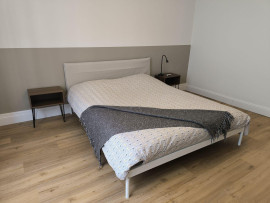 
                                                                                        Location
                                                                                         F2, 45 m2 meublé refait à neuf, 950€ cc, à voir !