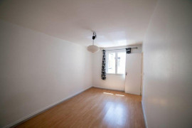 
                                                                                        Location
                                                                                         F2 47m2 Rouen centre, calme et charme