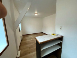 
                                                                                        Location
                                                                                         F2 ARMENTIERES CENTRE