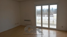 
                                                                                        Location
                                                                                         f2 avec cave et box - secteur parc ste marie