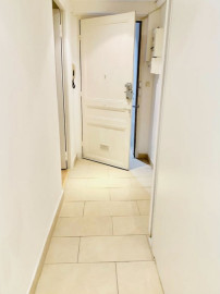 
                                                                                        Location
                                                                                         F2 Boulevard Gambetta