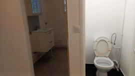 
                                                                                        Location
                                                                                         F2 de 38 m2. Très bon état Centre-ville