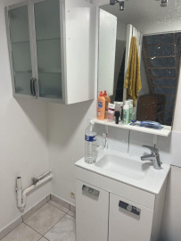 
                                                                                        Location
                                                                                         F2 en mezzanine