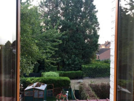 
                                                                                        Location
                                                                                         F2 indépendant état neuf et calme dans l'ancien