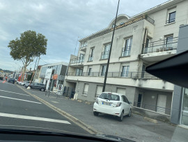 
                                                                                        Location
                                                                                         F2 meaux